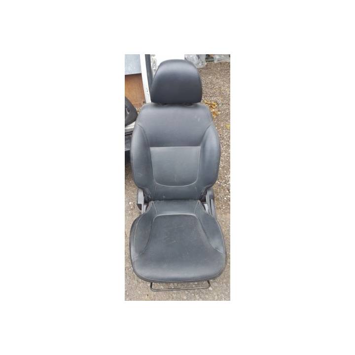 MITSUBISHI L200 2006-2013 FRONT PASSENGER LEFT LEATHER SEAT BLUE STITCHING