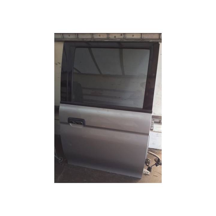 MITSUBISHI L200 DRIVERS RIGHT COMPLETE REAR DOOR IN SILVER 1998-2006