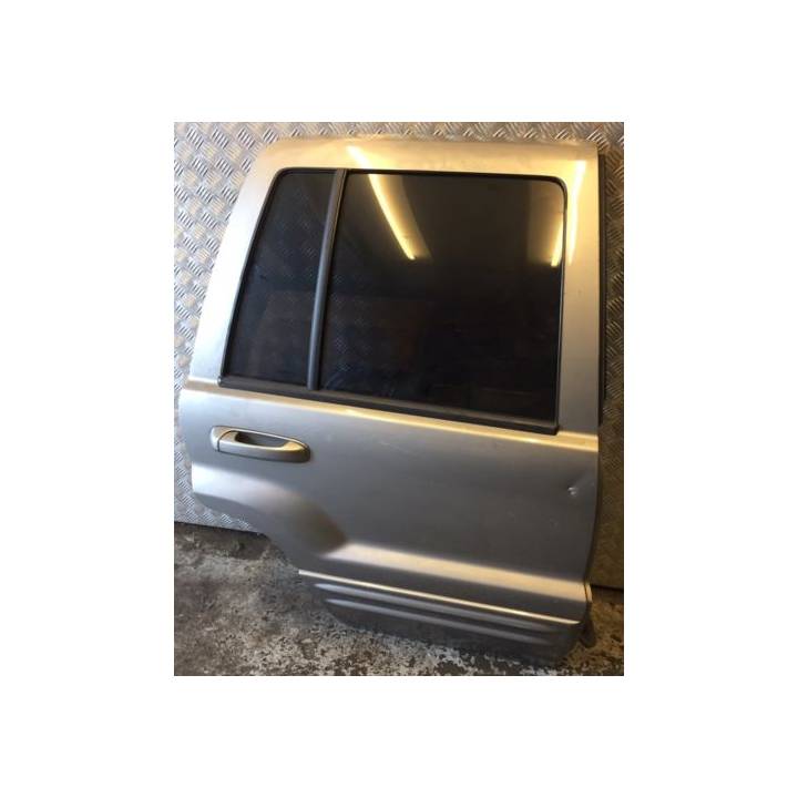 JEEP GRAND CHEROKEE WJ 99-04 DRIVERS RIGHT REAR DOOR