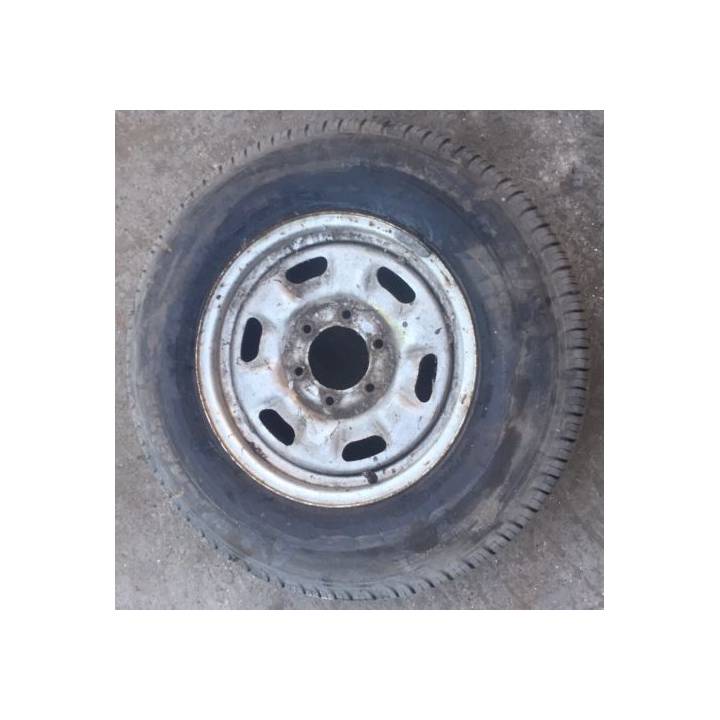 ISUZU TROOPER WHEEL AND TYRE 245/70R16 1