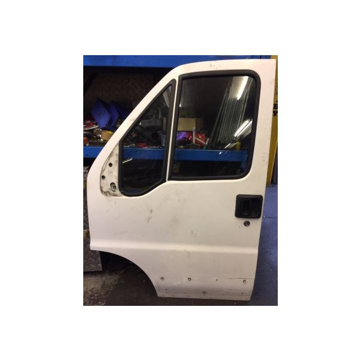 CITROEN RELAY PEUGEOT BOXER FIAT DUCATO 02-06 PASSENGER LEFT FRONT DOOR WITHOUT MOULDING