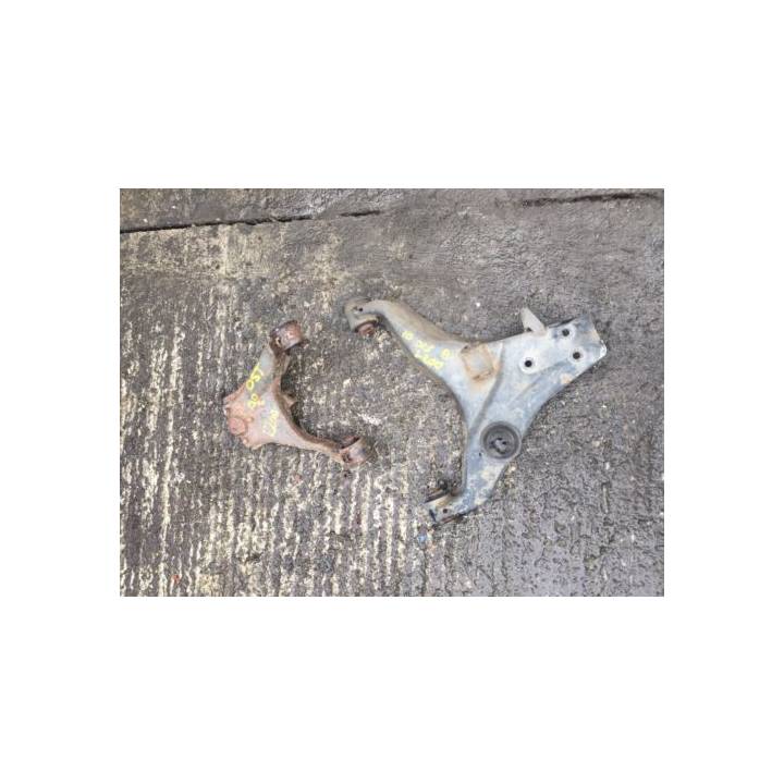 MITSUBISHI L200 06-11 DRIVERS RIGHT TOP AND BOTTOM WISHBONE CONTROL ARMS
