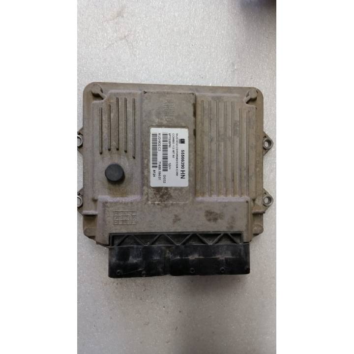 VAUXHALL COMBO 1.3 CDTI ENGINE ECU 55566390 HN 2009