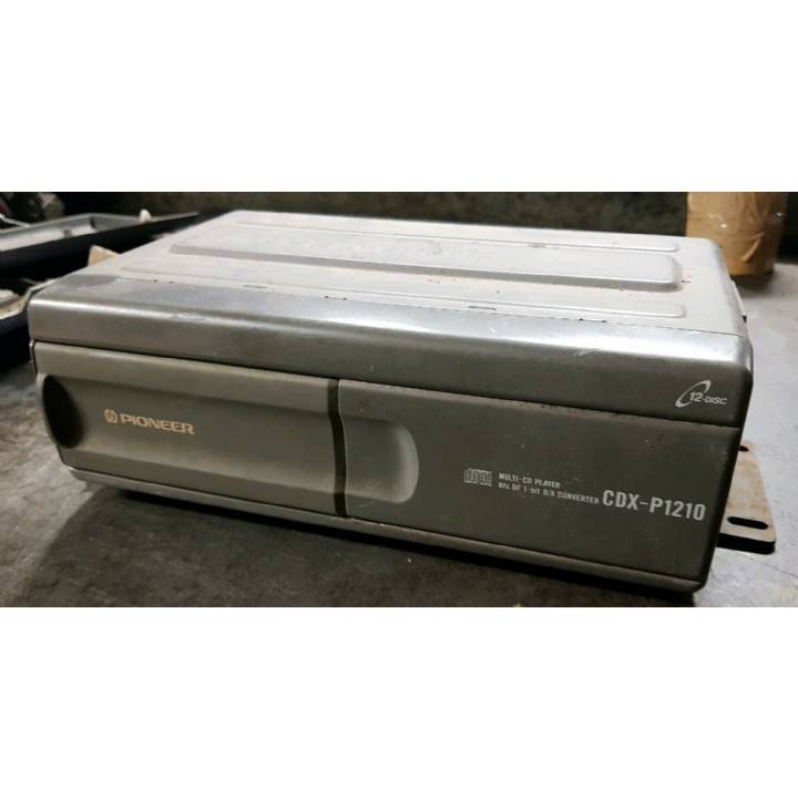 PIONEER CDX-P1210 12 DISC CD CHANGER