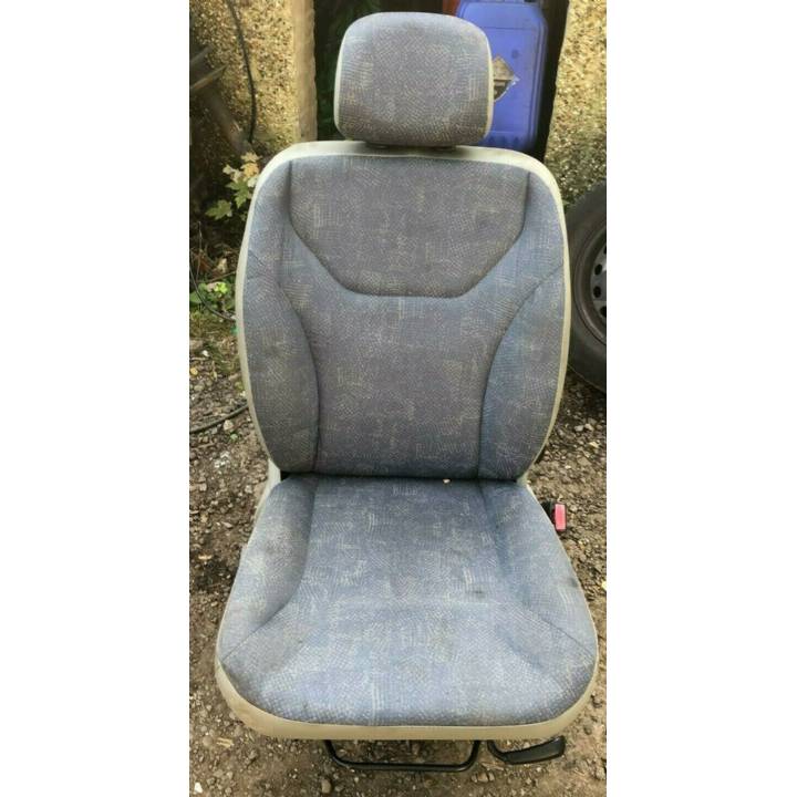 Renault Trafic Vauxhall Vivaro Nissan Primaster Drivers Front Seat 2001-2006