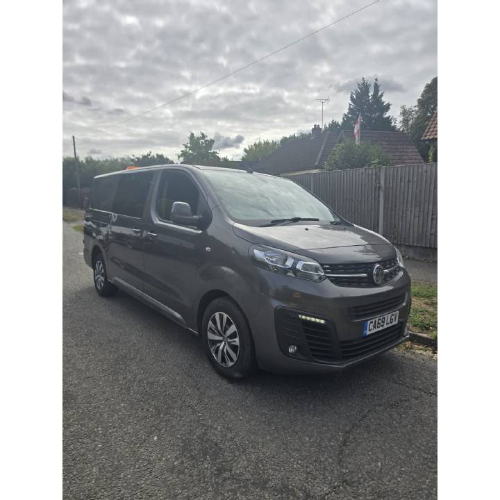 2020 VAUXHALL VIVARO 3100 2.0 D 120 SPORTIVE L2 H1 CrewCab Van £7995+VAT